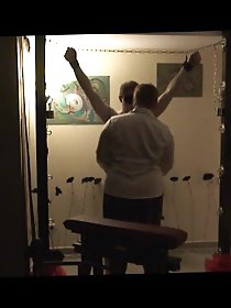 Amateur aged housewife is giving pussy