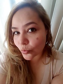 Inviting experienced mommies with unshaved slit