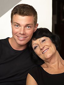 Horny mature lady seducing the young guy next door