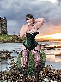 Erotic mistress is posing almost naked on pix