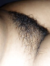 Sri Lankan MILF Sexy Ass And Hairy Pussy