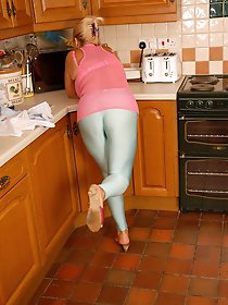 Bitch Lily from olderwomen.com gallery 2