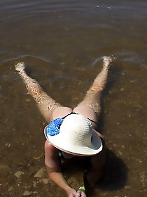 Buttocks, limbs and aquatic setting