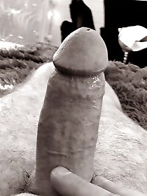 Aimee, the captivating married woman who excels in oral pleasure!