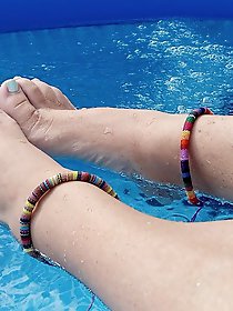 Beautifully moistened feet and toes